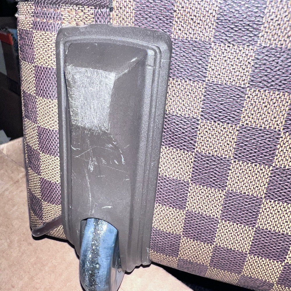 Authentic Louis Vuitton Damier Pegase 45 - Picture 14 of 15